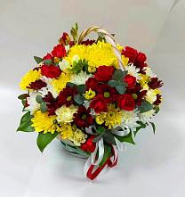 Цветочная композиция из Хризантемы и Розы в корзине в Жигулевске